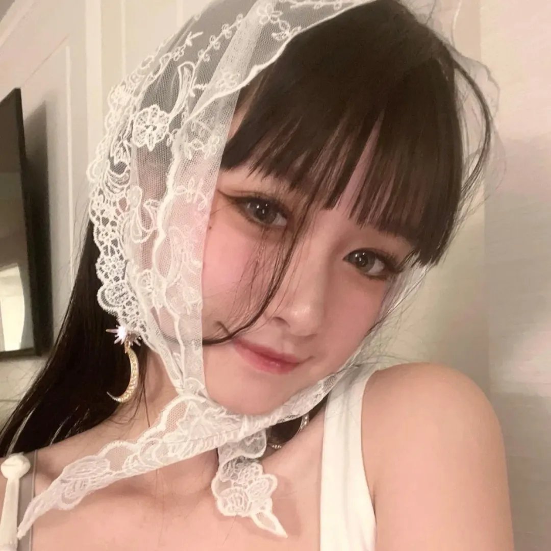 纯真小镇的夫人